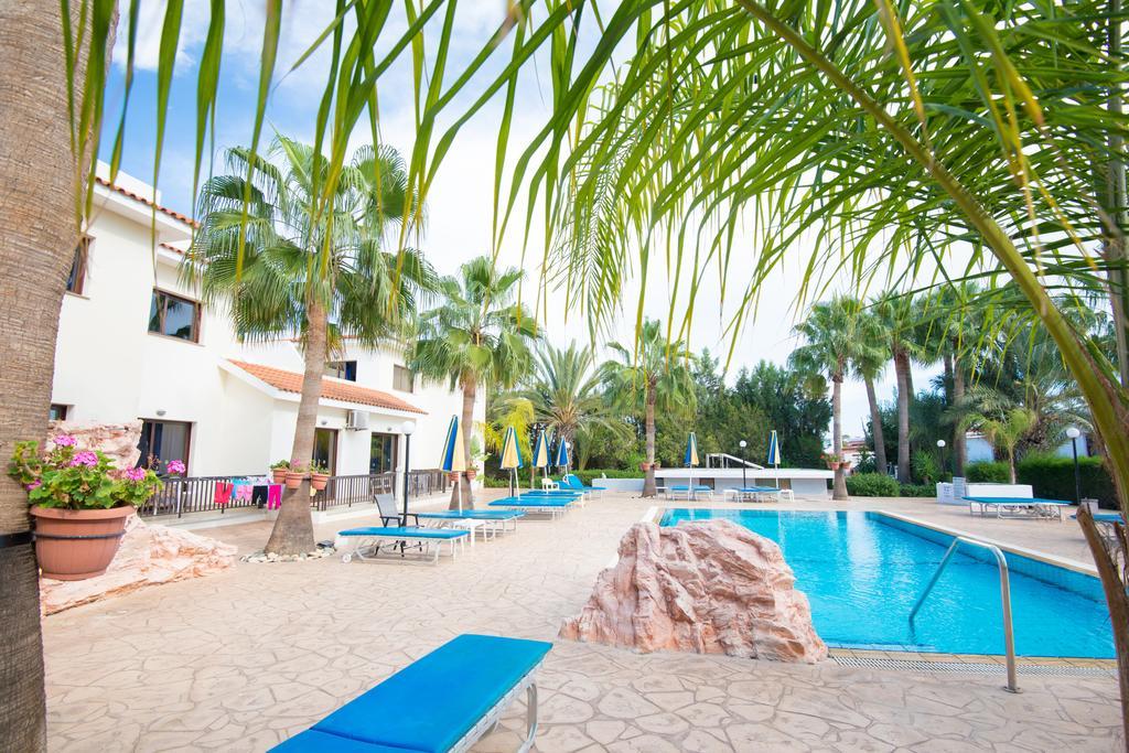 Amethyst Napa Annex Apartments Айя-Напа Екстер'єр фото