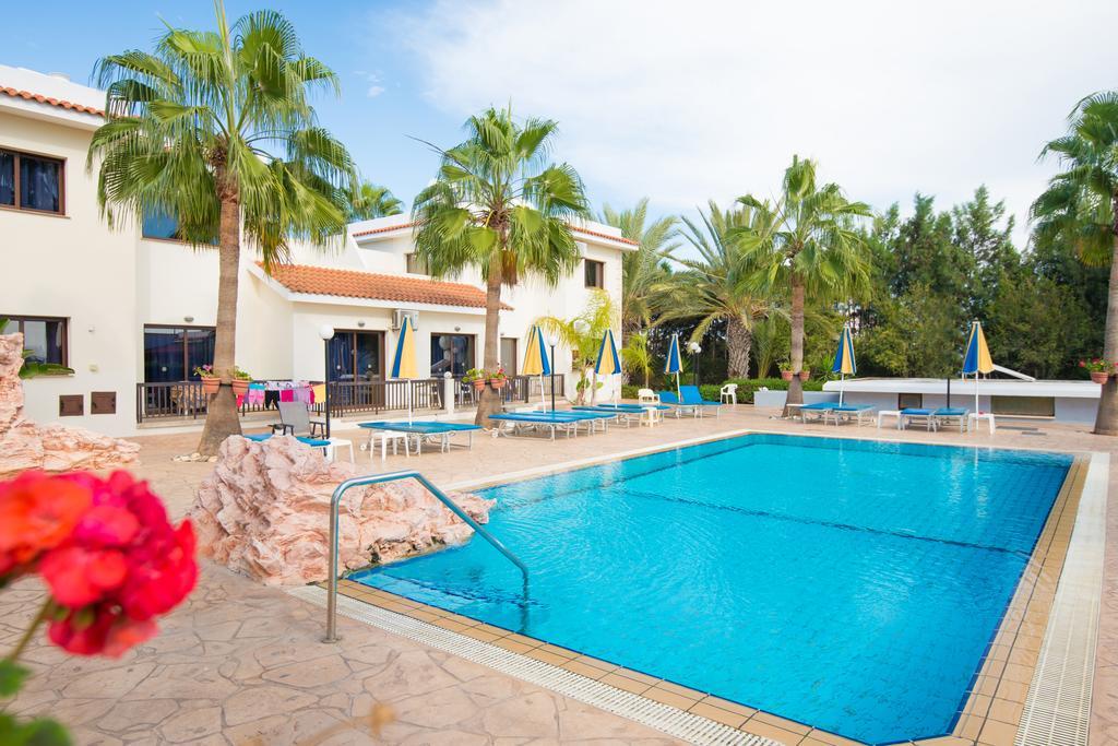 Amethyst Napa Annex Apartments Айя-Напа Екстер'єр фото